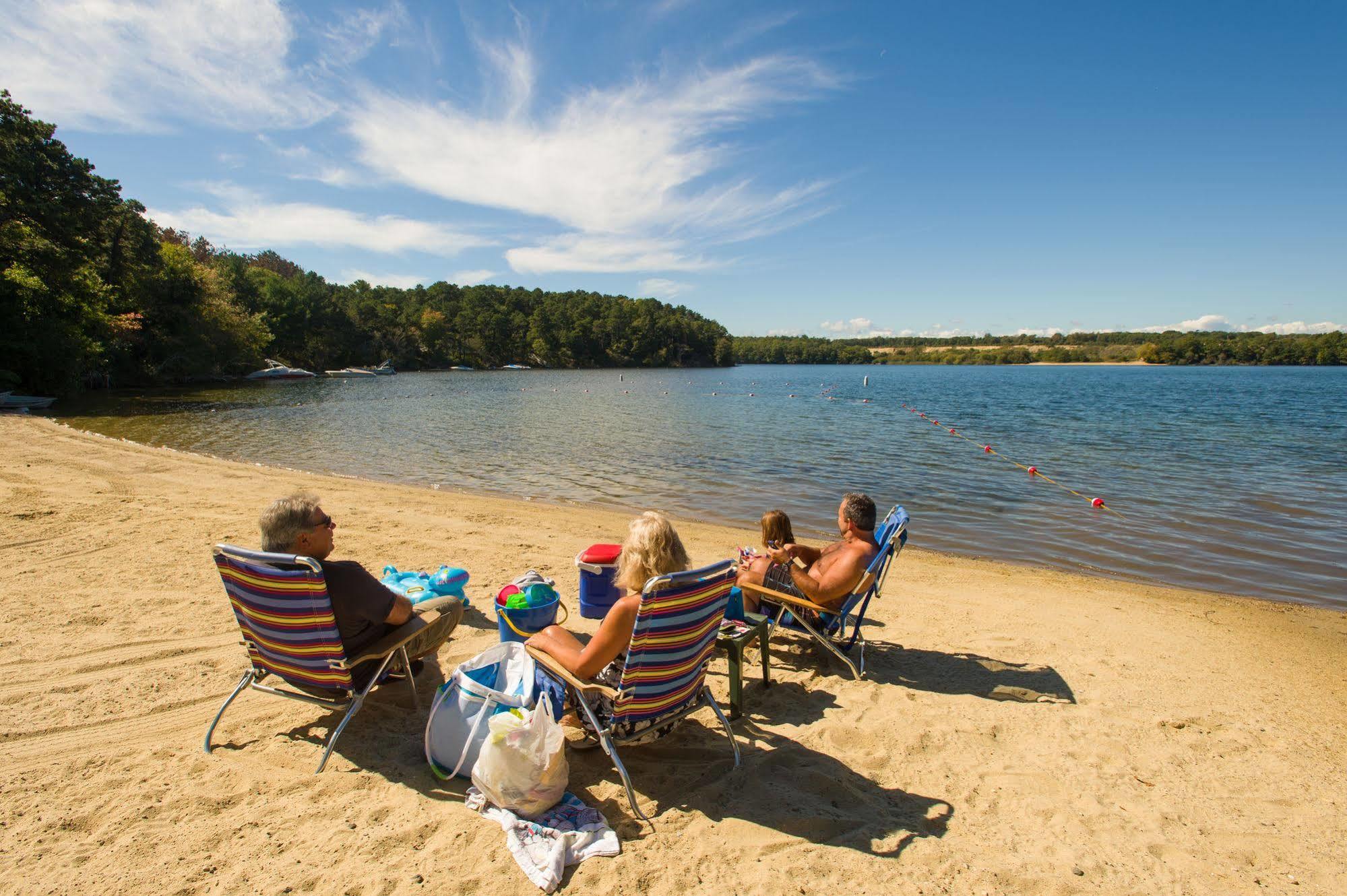 فندق Sun Retreats At Peters Pond ساندويتش المظهر الخارجي الصورة