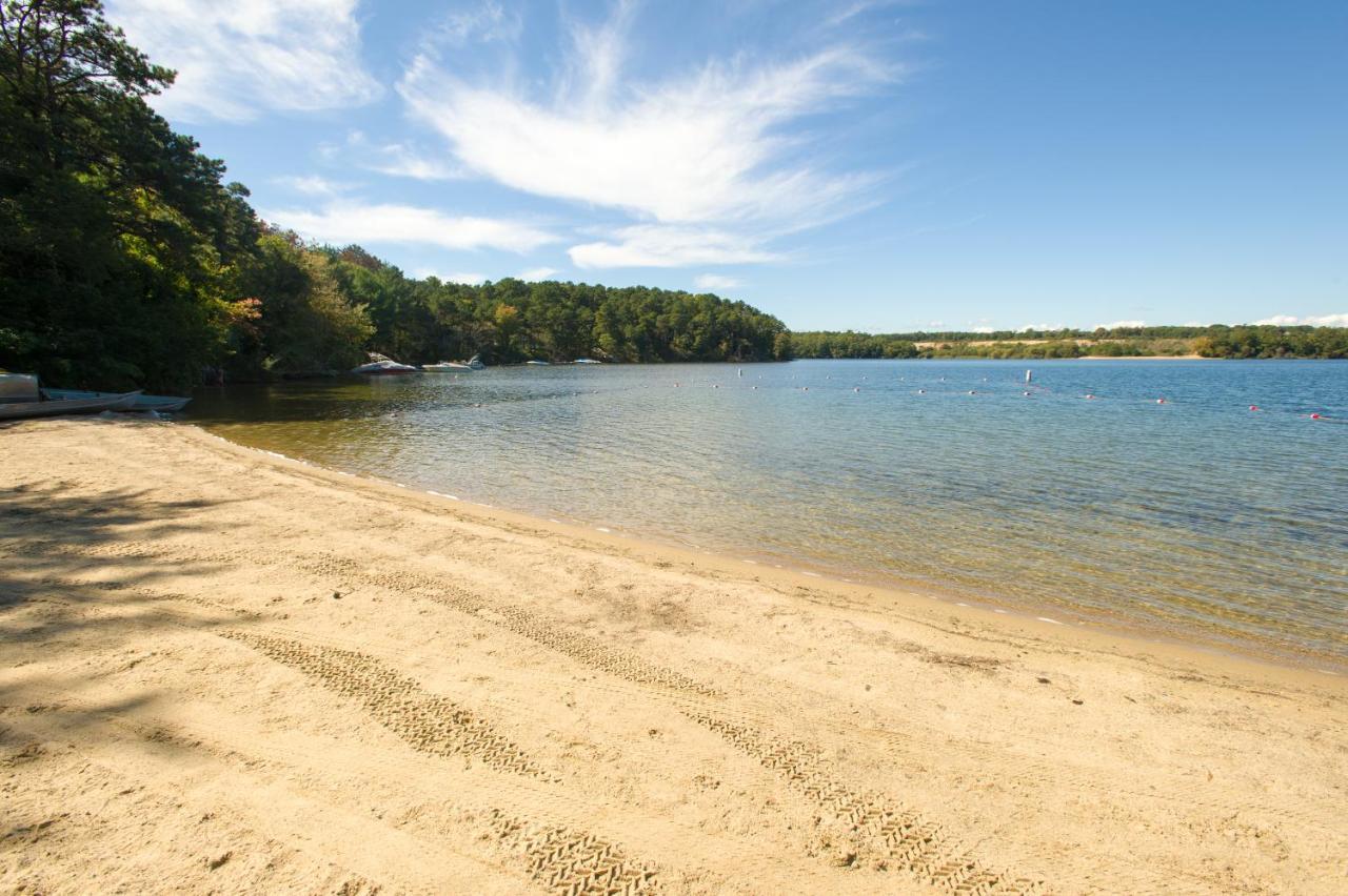 فندق Sun Retreats At Peters Pond ساندويتش المظهر الخارجي الصورة